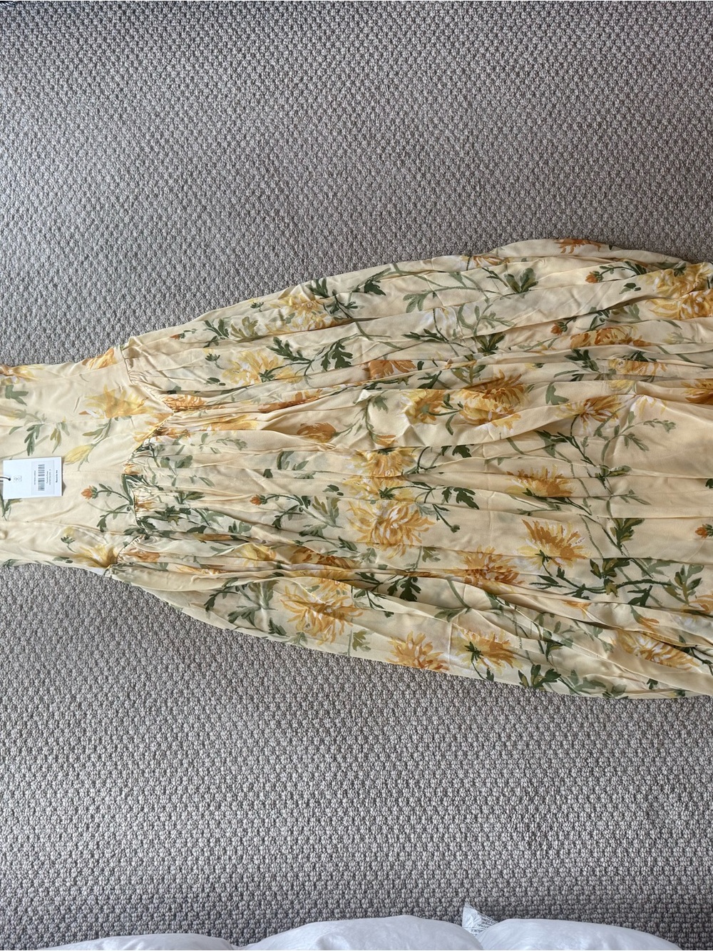 Reformation Camella Maxi Dress in Yellow Floral - Picture 4 of 6